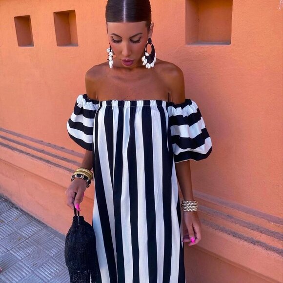 SPANISH DRESS - Picture 2 of 5